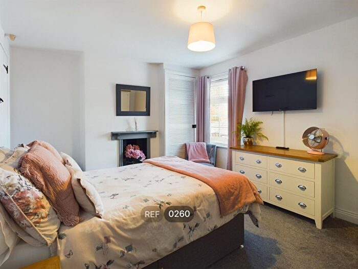2 Bedroom End Of Terrace House To Rent In Norwood, Beverley, HU17