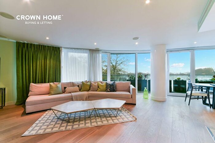 2 Bedroom Flat To Rent In Centurion Building, Chelsea Bridge Wharf, SW11