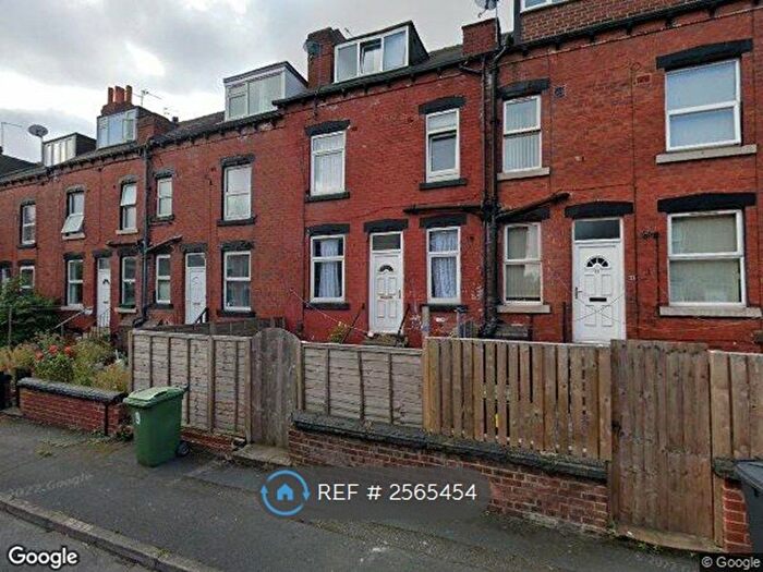2 Bedroom Terraced House To Rent In Runswick Avenue, Leeds, LS11