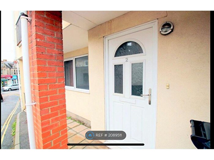 3 Bedroom Flat To Rent In Talbot Place, Bristol, BS4
