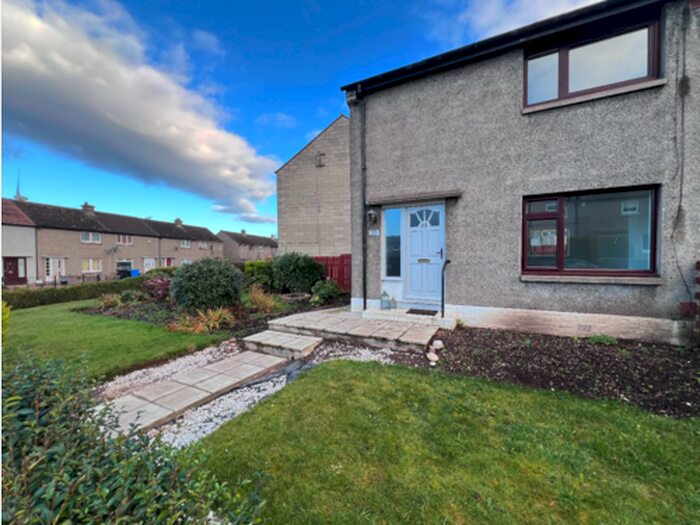 2 Bedroom Semi-Detached House To Rent In Balunie Place, Dundee, DD4