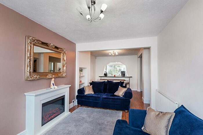 3 Bedroom Terraced House For Sale In Amberley Road, Upper Abbey Wood, London, SE2
