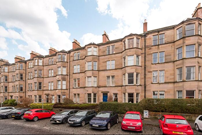 2 Bedroom Flat For Sale In / Spottiswoode Road, Marchmont, EH9