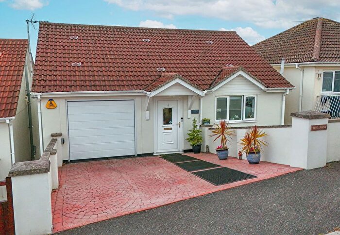 5 Bedroom Detached House For Sale In Dolphin Crescent, Windmill, Paignton, TQ3