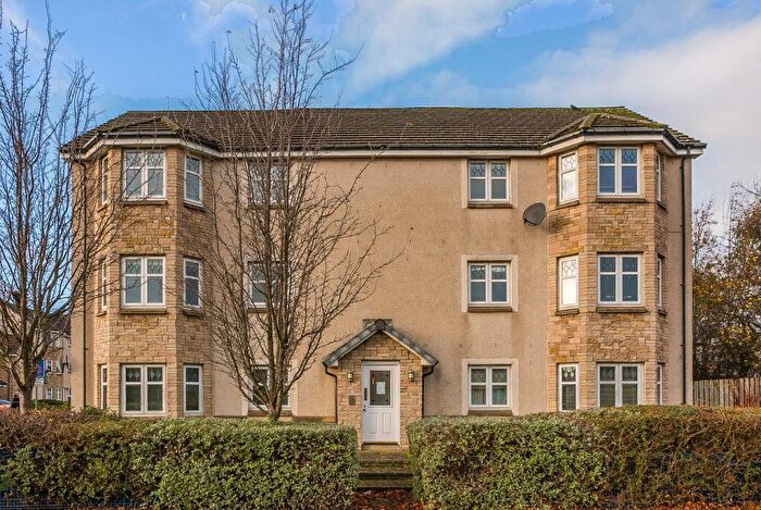 2 Bedroom Flat For Sale In Peasehill Road, Rosyth, Dunfermline, KY11
