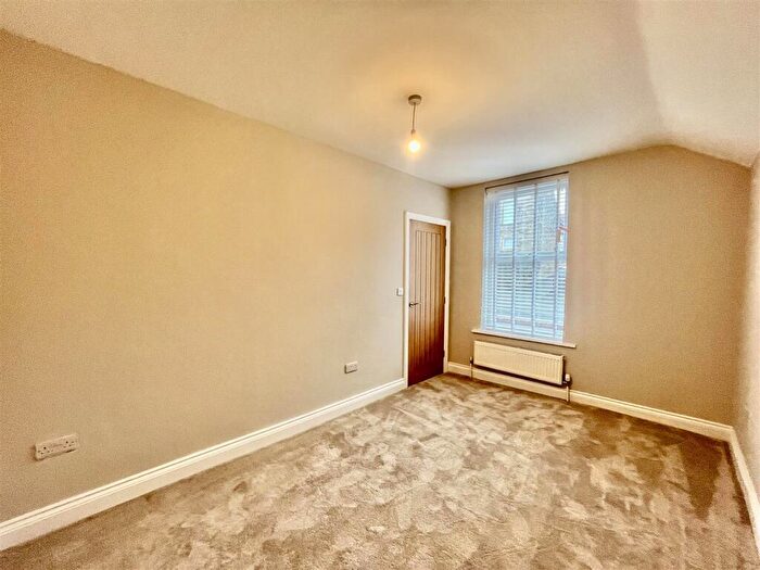 1 Bedroom Flat To Rent In Kells Lane, Gateshead, NE9