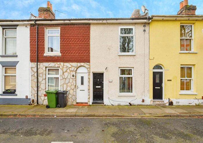 2 Bedroom Terraced House For Sale In Alver Road, Portsmouth, PO1