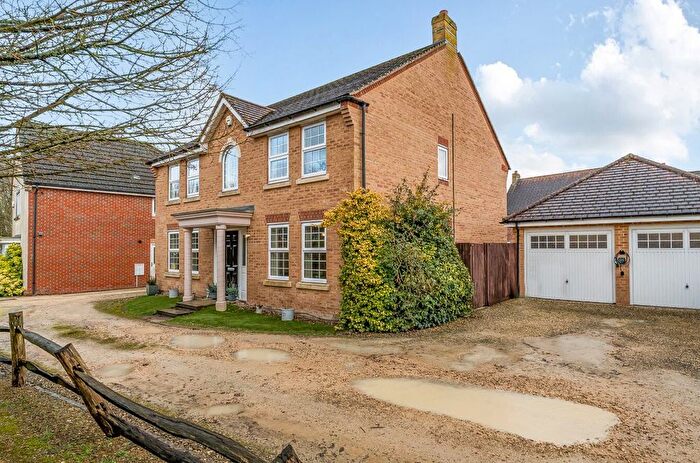 4 Bedroom Detached House For Sale In Lords Close, Wroughton, Swindon, SN4