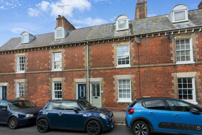 3 Bedroom Terraced House To Rent In Dorchester, DT1