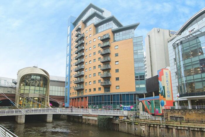 2 Bedroom Flat For Sale In Little Neville Street, Leeds, LS1