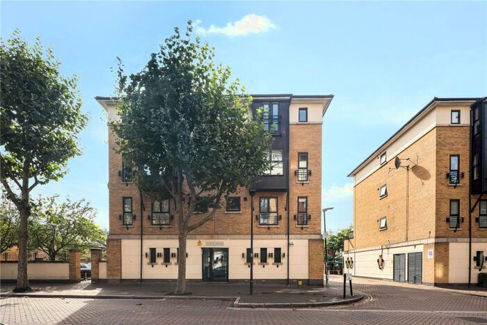 2 Bedroom Flat To Rent In Wesley Avenue, London, E16