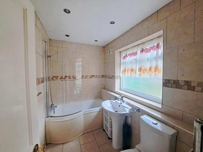 3 Bedroom Terraced House For Sale In Rosary Road, B23