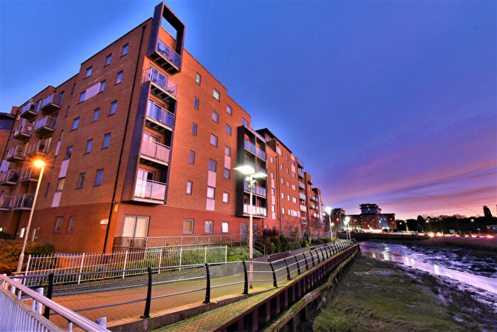 1 Bedroom Apartment To Rent In Hawkins Road, Colchester, CO2