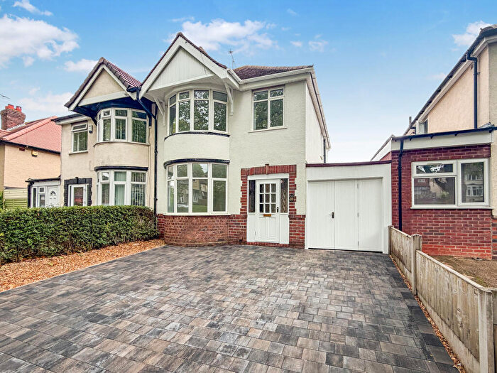 3 Bedroom Semi-Detached House For Sale In Priory Road, Dudley, West Midlands, DY1