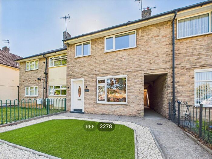 3 Bedroom Terraced House To Rent In Wymersley Road, Hull, HU5