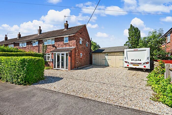 3 Bedroom End Terrace House For Sale In College Road, Willoughby, Rugby, CV23