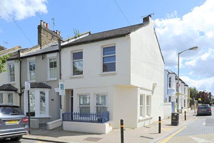 3 Bedroom Terraced House To Rent In Eversleigh Road, London, SW11