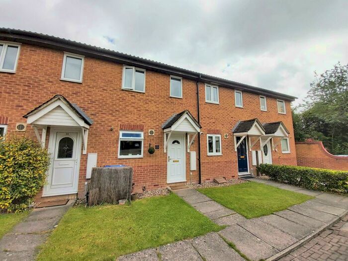2 Bedroom House To Rent In Speyside Close, Carterton, OX18
