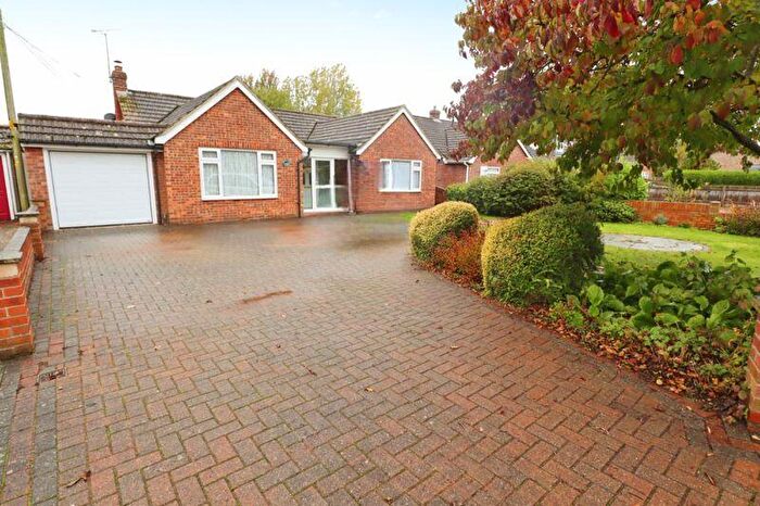 3 Bedroom Detached House For Sale In Wivenhoe Road, Alresford, CO7