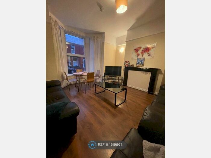 7 Bedroom Terraced House To Rent In Ramilies Road, Liverpool, L18
