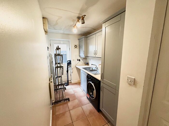 6 Bedroom Detached House To Rent In Troon Way, Burbage, LE10