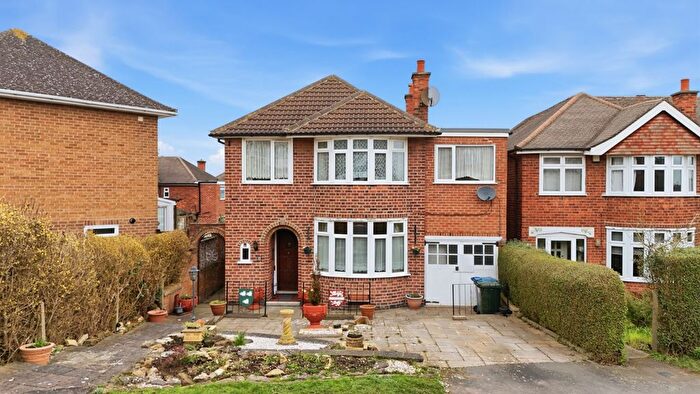 4 Bedroom Detached House For Sale In Denton Drive, West Bridgford, Nottingham, Nottinghamshire, NG2