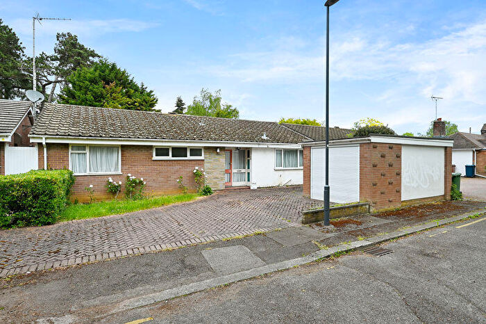 3 Bedroom Bungalow For Sale In Elm Park Road, Pinner, HA5