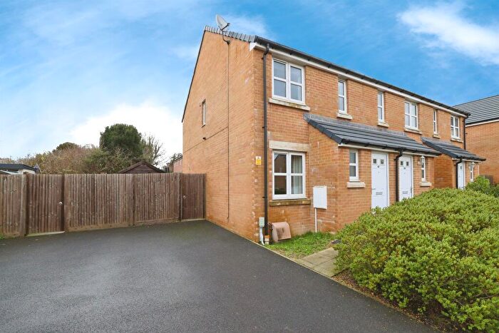2 Bedroom Semi Detached House For Sale In Jockey Way, Andover, SP11