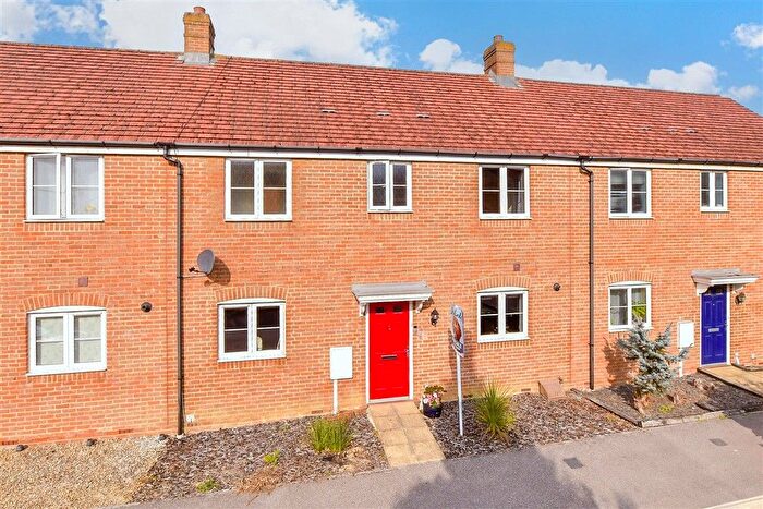 3 Bedroom Terraced House For Sale In Finn Farm Road, Ashford, Kent, TN25