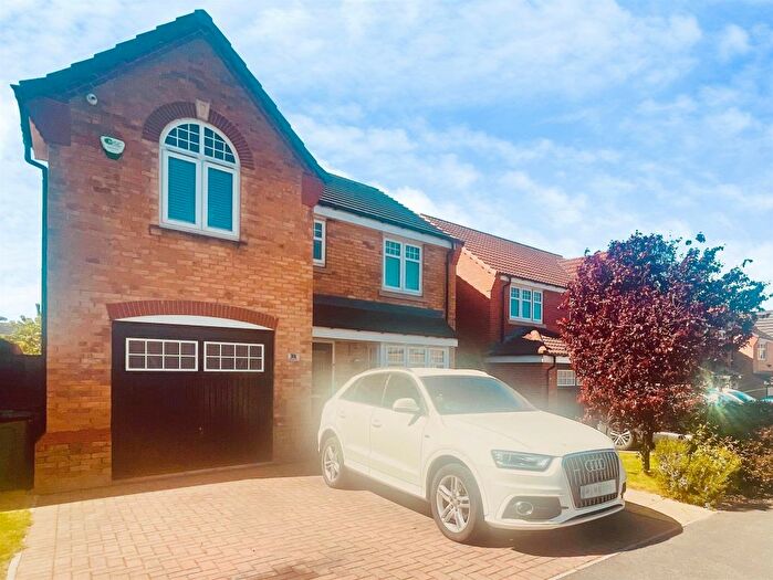 4 Bedroom Detached House For Sale In Forage Way, Crofton, Wakefield, WF4