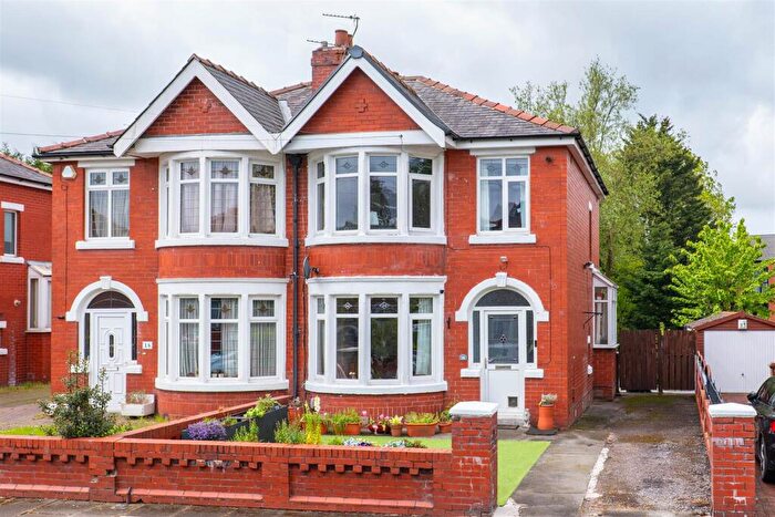 3 Bedroom Semi-Detached House For Sale In Gaythorne Avenue, Preston, PR1