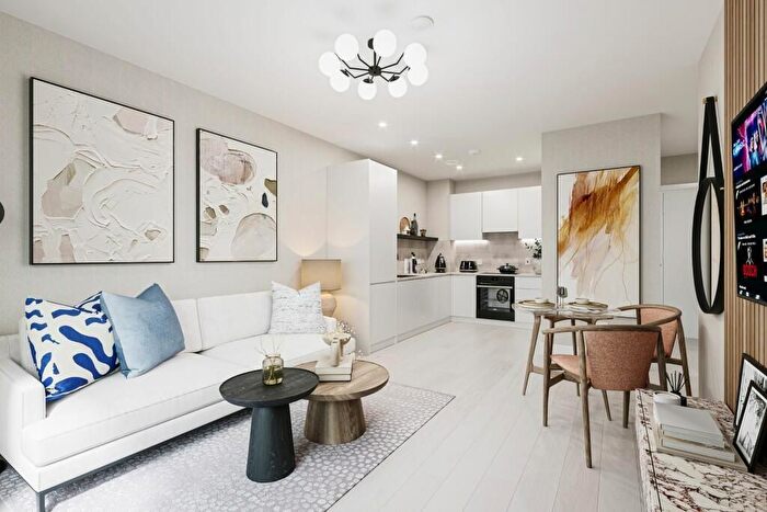 1 Bedroom Flat To Rent In Moorhen Drive, London, NW9