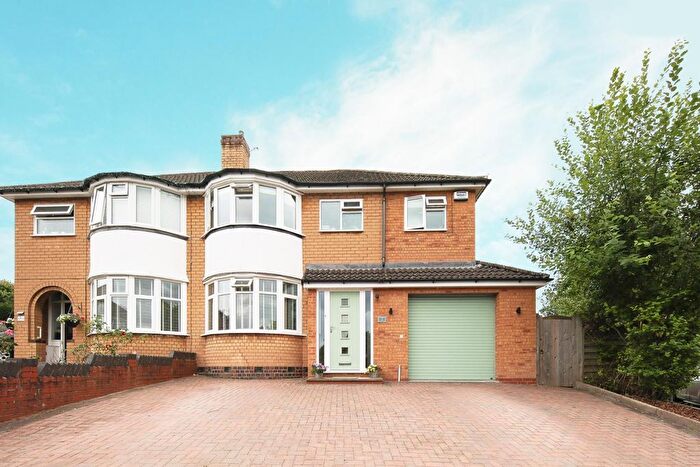 3 Bedroom Semi-Detached House For Sale In High Brink Road, Coleshill, B46