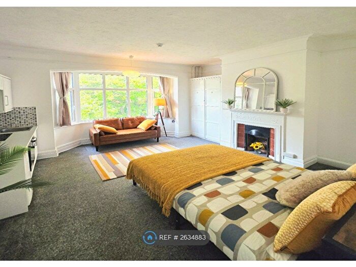 1 Bedroom Flat To Rent In Queens Park Gardens, Bournemouth, BH8