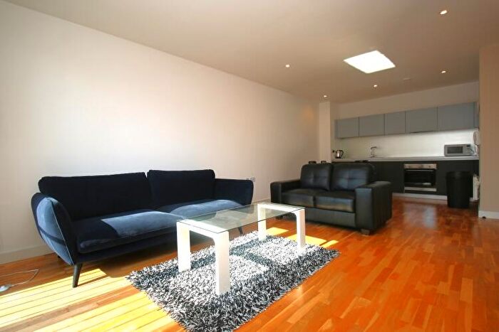 1 Bedroom Apartment For Sale In The Hub, Piccadilly Place Manchester, M1