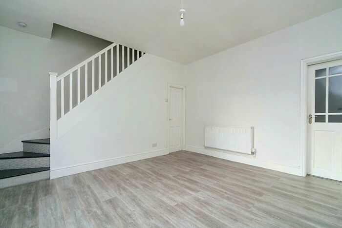 2 Bedroom End Of Terrace House To Rent In Brook Street, Rhosllanerchrugog, LL14
