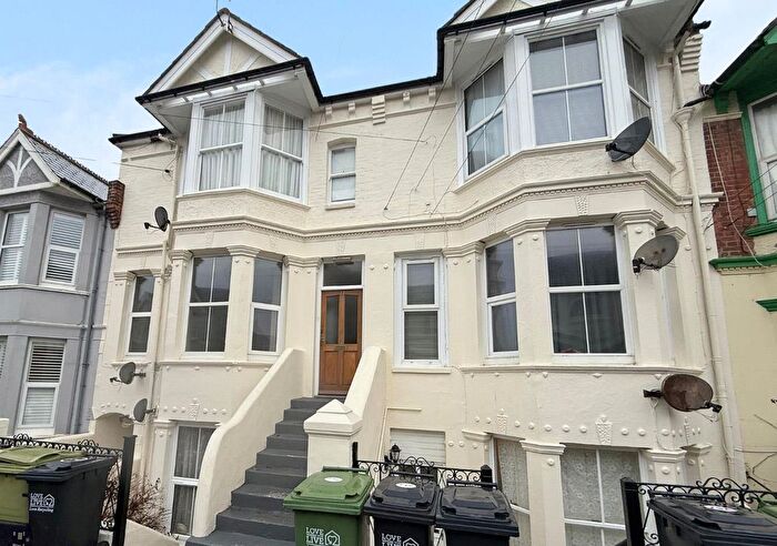 1 Bedroom Flat To Rent In Reginald Road, Bexhill-On-Sea, TN39