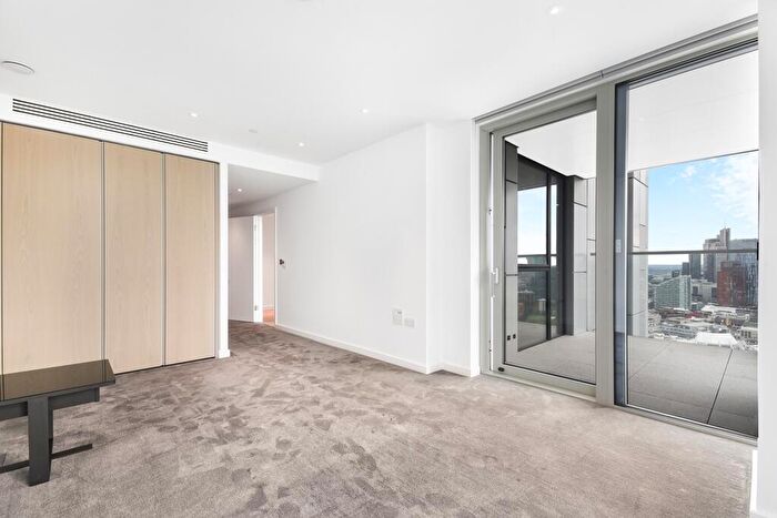 2 Bedroom Apartment To Rent In City Road London, EC1V