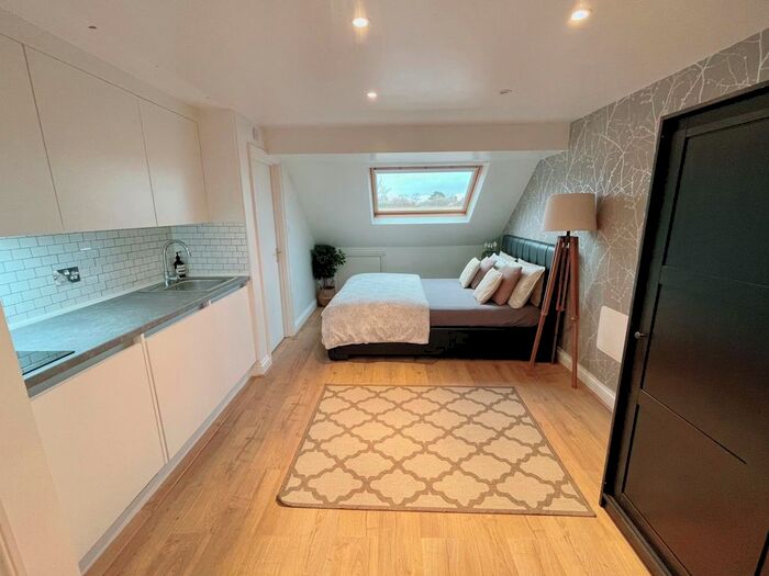 Studio To Rent In Babington Road, London, NW4