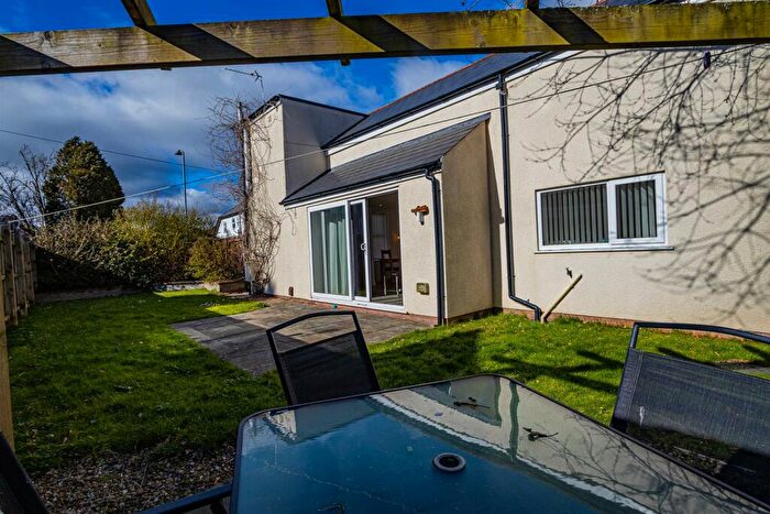 2 Bedroom Coach House For Sale In Llantrisant Road, Llandaff, CF5