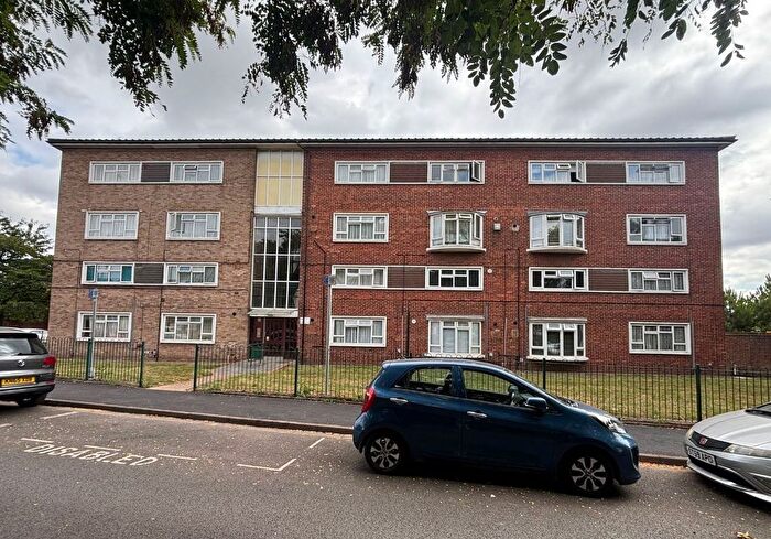 1 Bedroom Flat For Sale In Wordsworth Way, West Drayton, Middlesex, UB7
