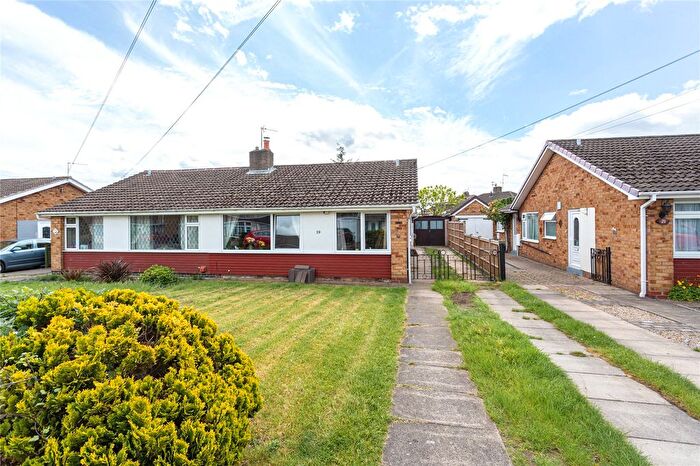 3 Bedroom Bungalow For Sale In Willow Glade, Huntington, York, North Yorkshire, YO32