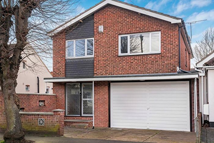 4 Bedroom Detached House For Sale In Trinity Road, Southend-On-Sea, SS2