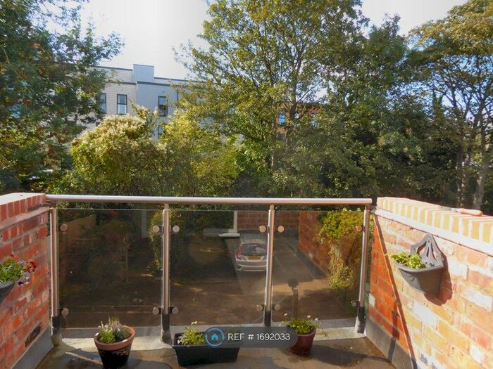 1 Bedroom Flat To Rent In Ellesmere Road, Shrewsbury, SY1