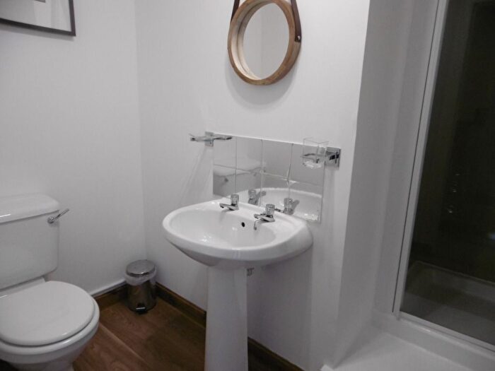 1 Bedroom Flat To Rent In Guild Street, City Centre, Aberdeen, AB11