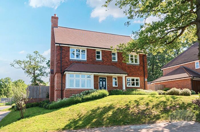 4 Bedroom Detached House For Sale In Consort Drive, Cobham, Surrey, KT22