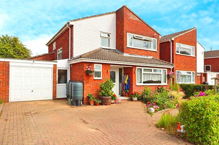 4 Bedroom Detached House For Sale In Pine Close, Great Bentley, CO7