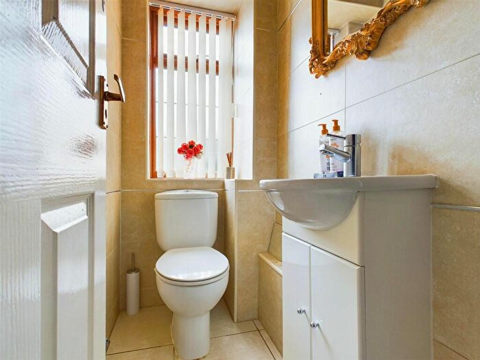 7 Bedroom Detached House For Sale In Jessops Lane, Gedling, Nottingham, NG4