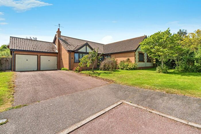 3 Bedroom Detached Bungalow For Sale In Alexander Rise, Mundesley, Norwich, NR11