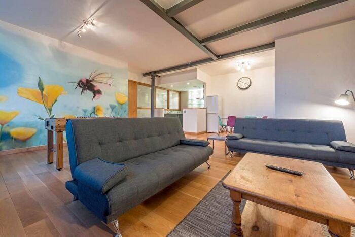 2 Bedroom Property To Rent In Church Street, Manchester, M4